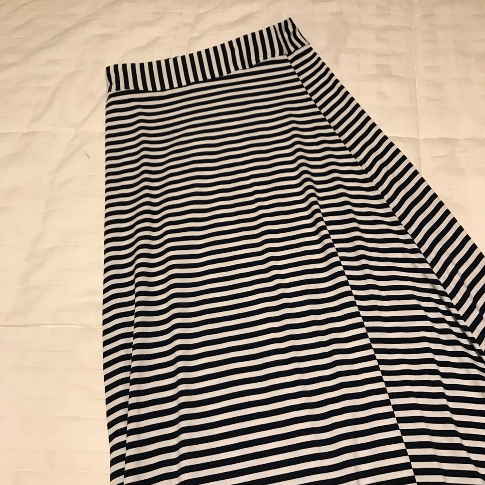 Dress barn striped maxi skirt